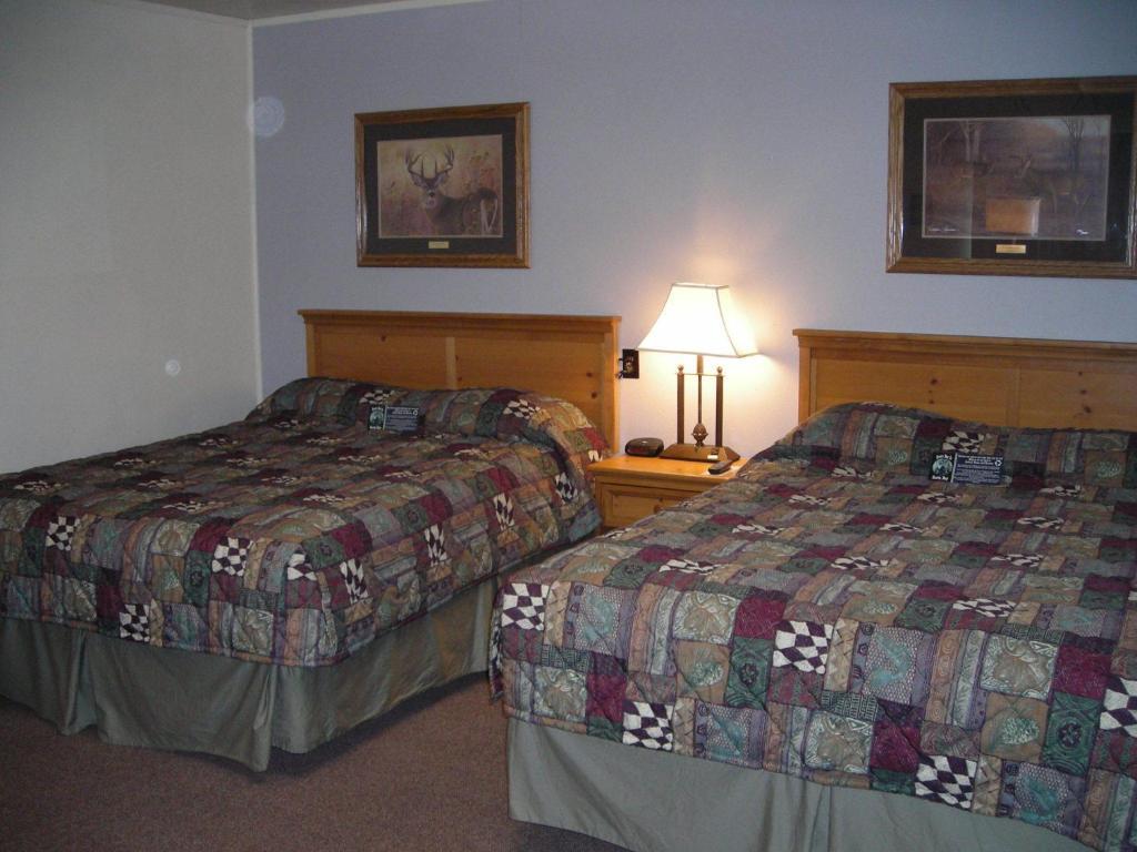 Falls Motel 톰슨 폴 객실 사진